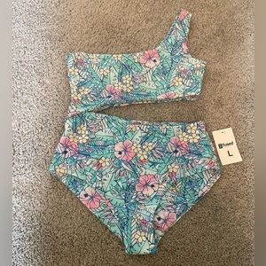 NWT Fused Hawaii Ho'okipa
